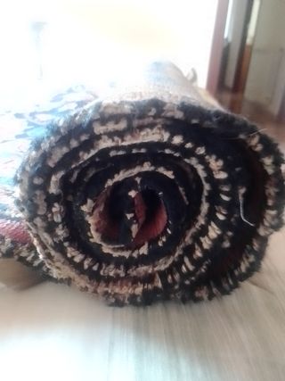 Alfombra Persa - Lana - Roja y Negra