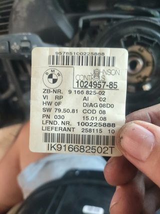 Marcador BMW 123d - Despiece