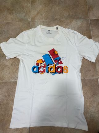 Camiseta Adidas blanca XS

Precio negociable