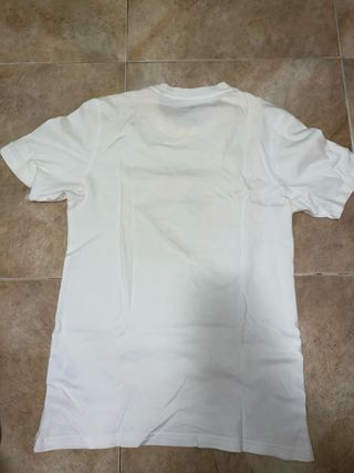 Camiseta Adidas blanca XS

Precio negociable