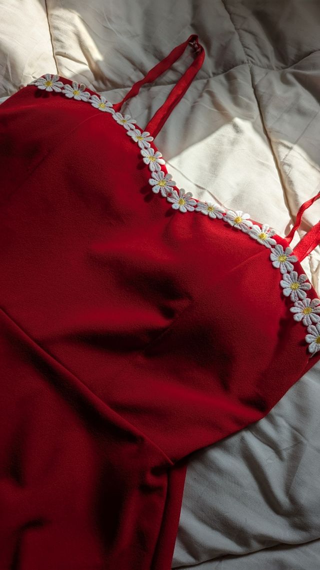 Vestido rojo midi Nuevo