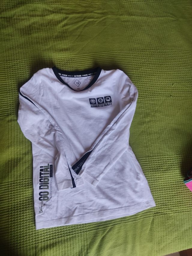 Lote 4 prendas niño talla 5/6 y 6