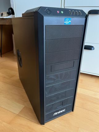 Torre Antec ATX - 5 Ventiladores