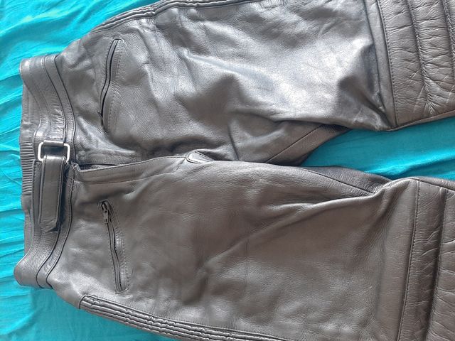 Pantalones moto piel