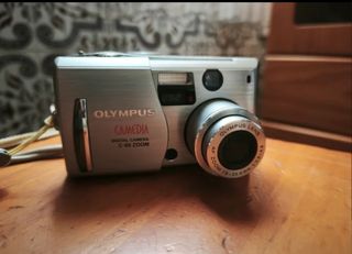 Cámaras digitales Olympus y Pentarex