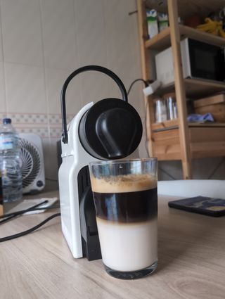 Cafetera Nespresso Krups Inissia Blanca
