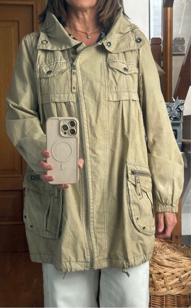 Gabardina Zara beige talla M