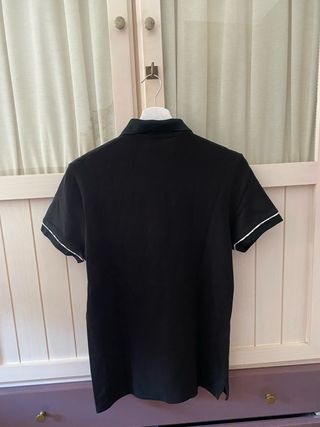 Polo Bershka negro talla S