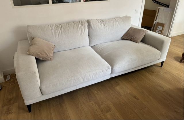 Sofá Temasdos Bege de 3 Lugares