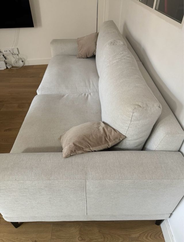 Sofá Temasdos Bege de 3 Lugares