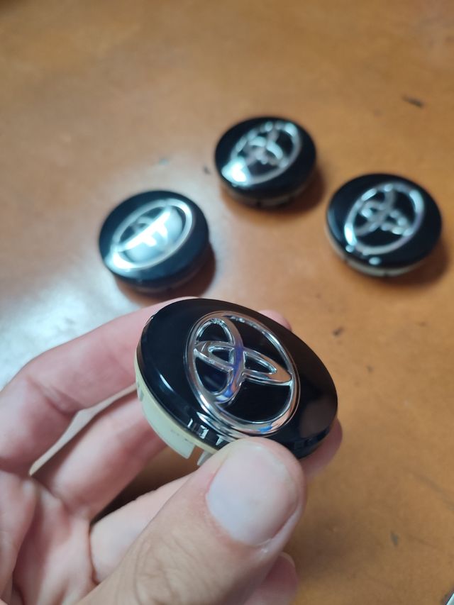 Tapas centro llanta Toyota GT86