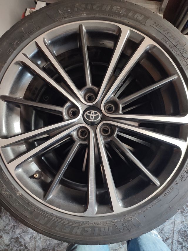 Tapas centro llanta Toyota GT86