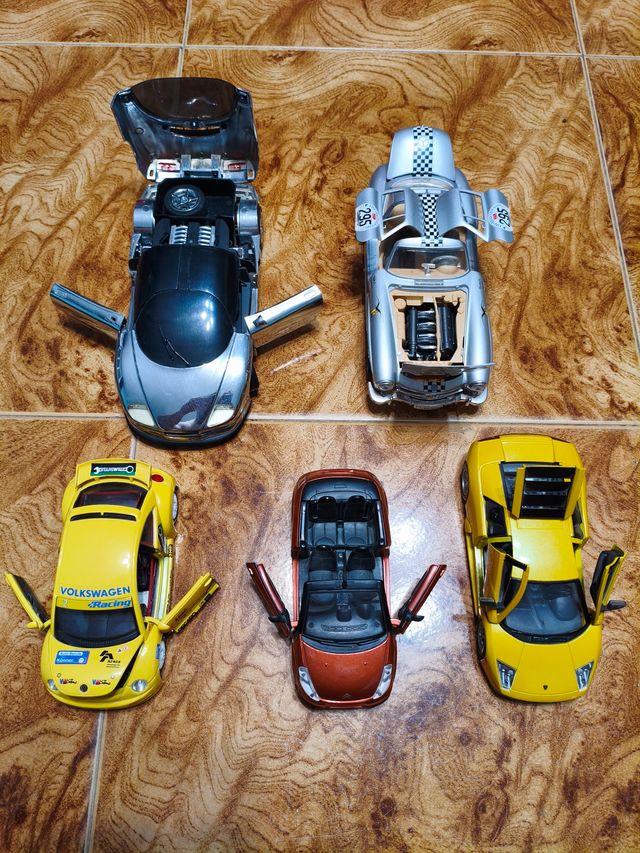 5 minuaturas de coches para coleccion