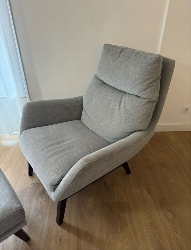 Poltrona de relaxamento cinza Miradollo + otomano