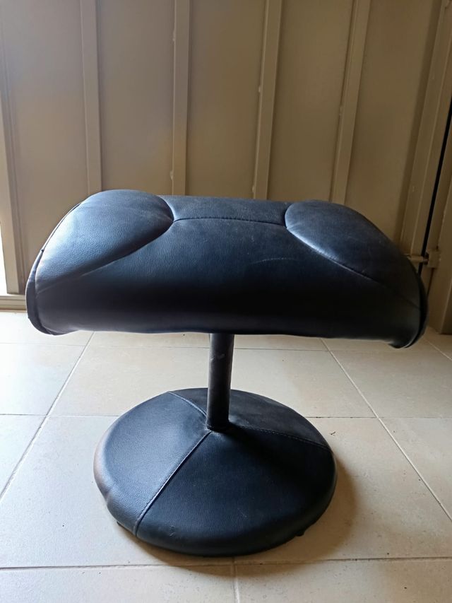 Reposapiés negro - Piel sintética