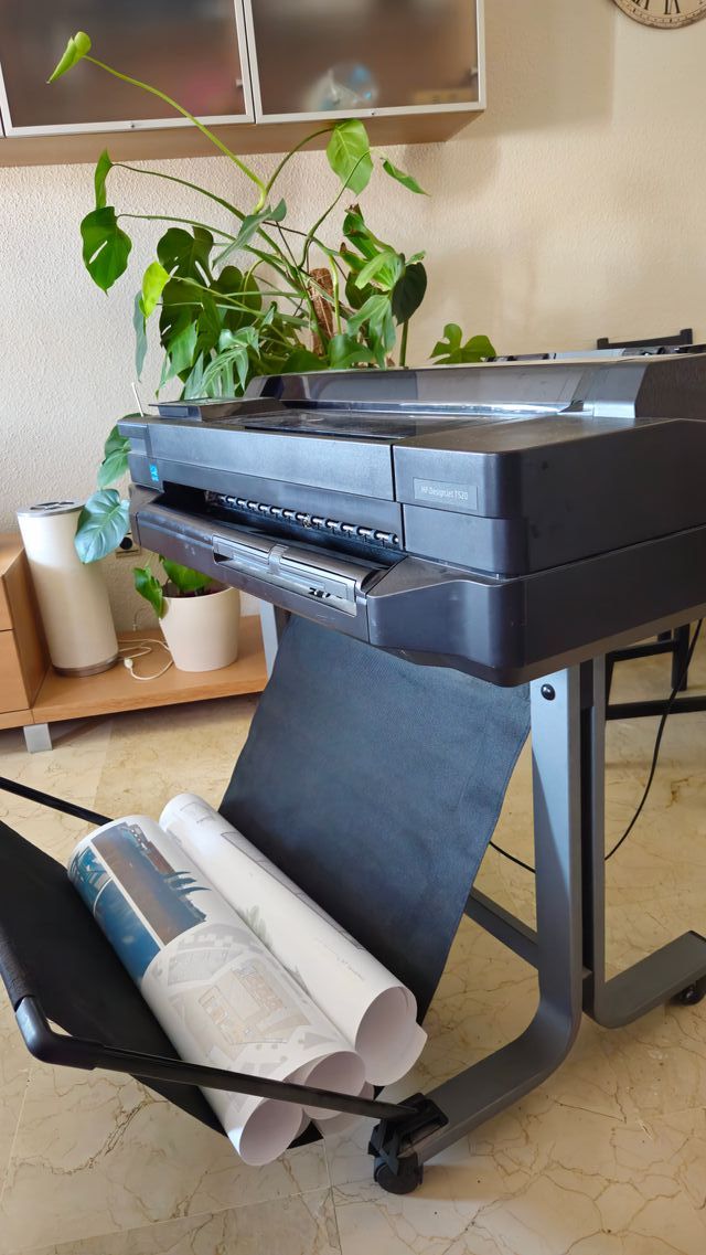 Impresora Plotter HP DesignJet T520+Tinta