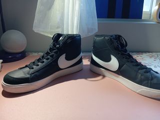Zapatillas Nike negras altas