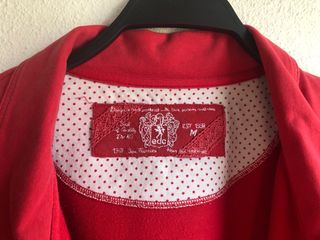 Chaqueta roja EDC
