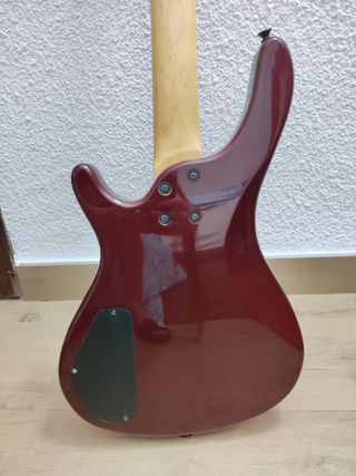 Bajo eléctrico Academy