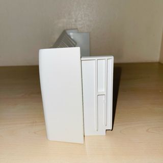 1 botellero y 3 estantes nevera Balay 501