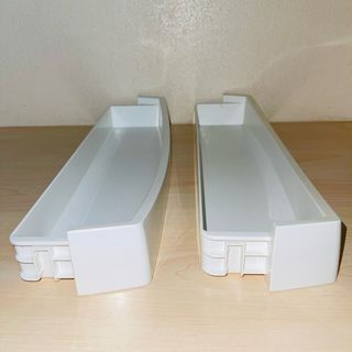 1 botellero y 3 estantes nevera Balay 501