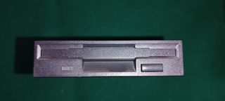 Disquetera 3 1/2" - Unidad de Disco