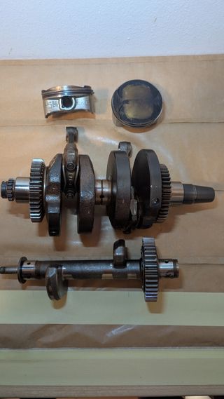 Cigüeñal, bielas y pistones Kawasaki Z650