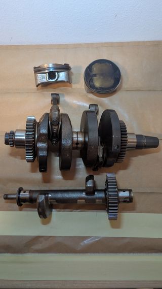 Cigüeñal, bielas y pistones Kawasaki Z650