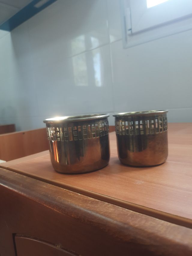 2 Adornos dorados metal antiguos