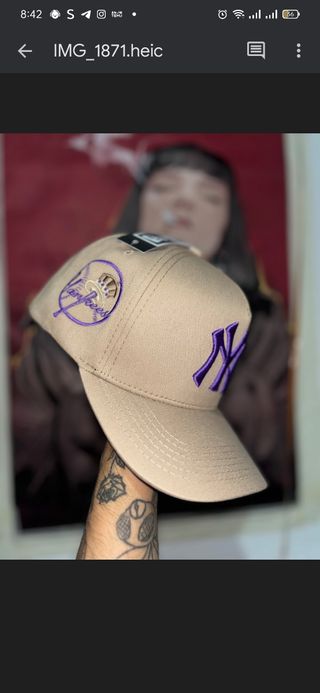 Gorras New Era beige/negro