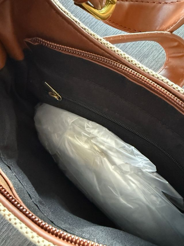 Bolso bandolera beige y marrón