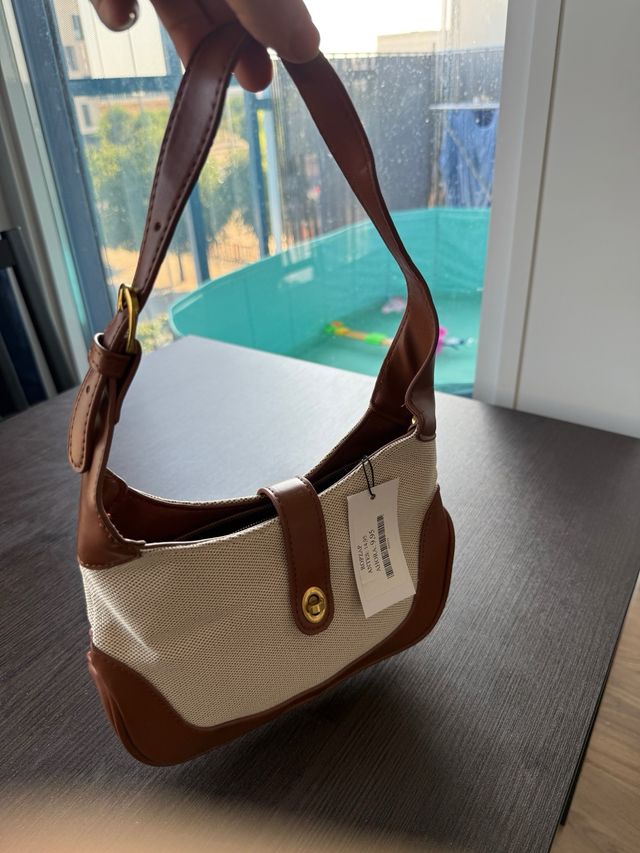 Bolso bandolera beige y marrón