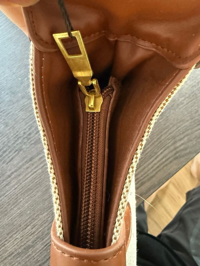 Bolso bandolera beige y marrón