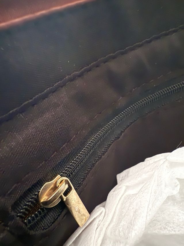 Bolso bandolera beige y marrón