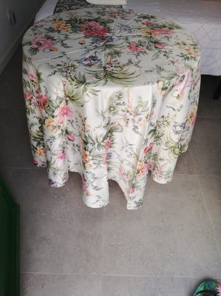 Falda mesa camilla estampada