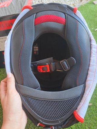 Casco moto MT Helmets talla L