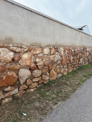 Fachada de piedra: Revestimiento rústico