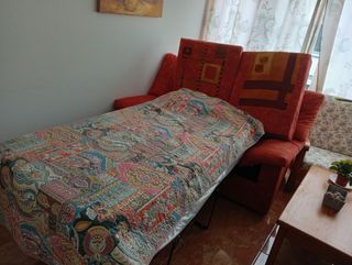 Sofá cama rojo - 2 plazas