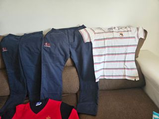 Uniforme Colegio Apostol Santiago