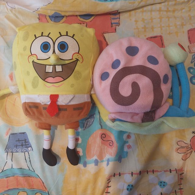 Bob Esponja y Gary Peluche