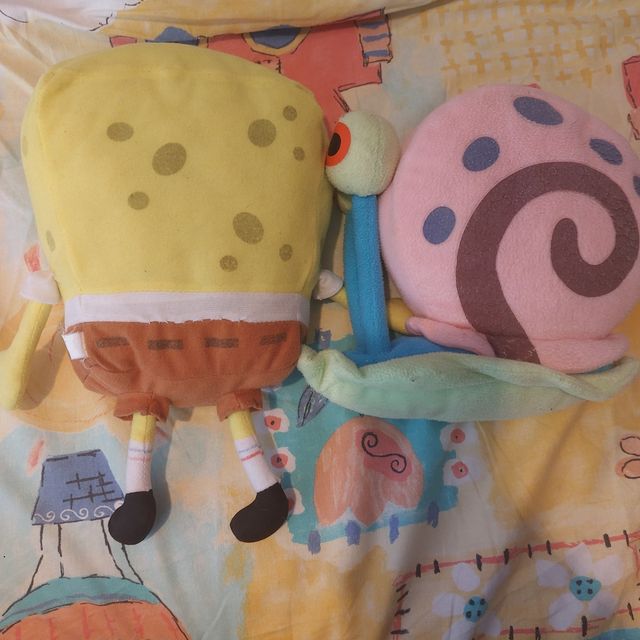 Bob Esponja y Gary Peluche