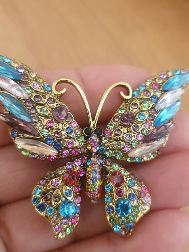 Spilla Farfalla Zara Cristalli