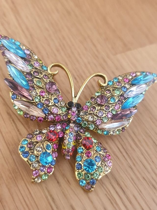 Spilla Farfalla Zara Cristalli