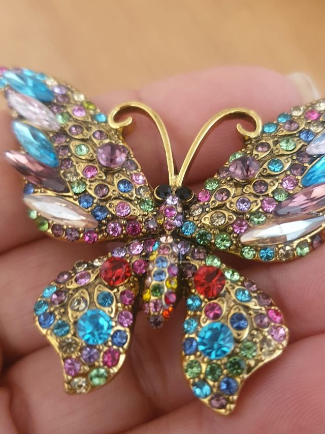 Spilla Farfalla Zara Cristalli