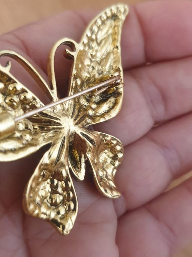 Spilla Farfalla Zara Cristalli