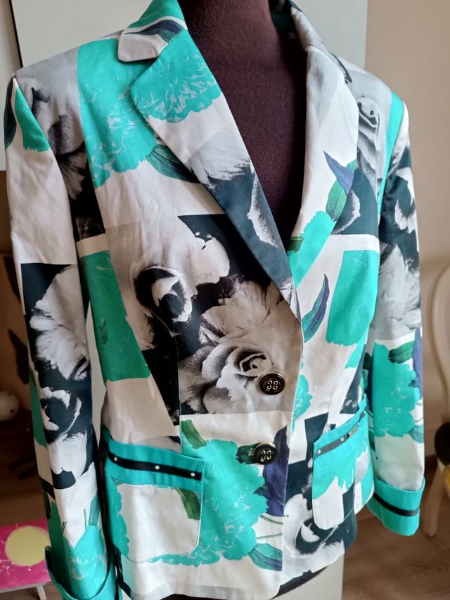 Giacca floreale elegante