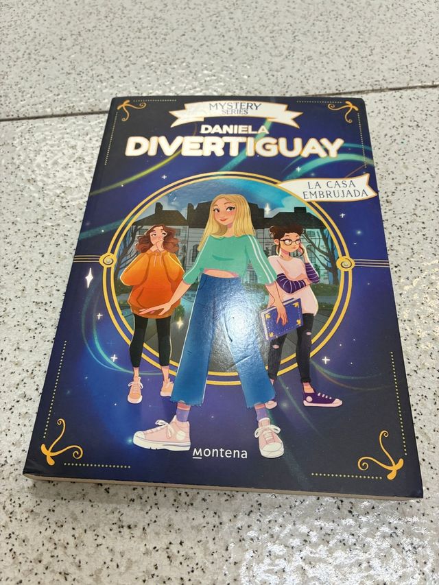 Daniela Divertiguay. Mystery series