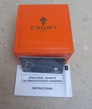 Reloj Cauny marrón y plata