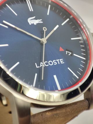 Reloj Lacoste Metro elegante marrón
