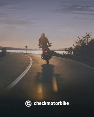 Alquiler de chaleco airbag para moto